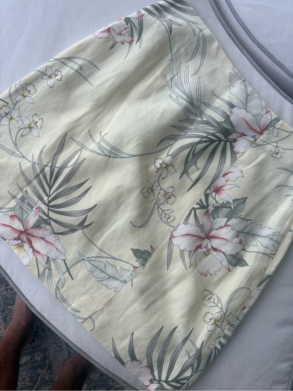 Light Print yellow floral print Tommy Bahama skirt